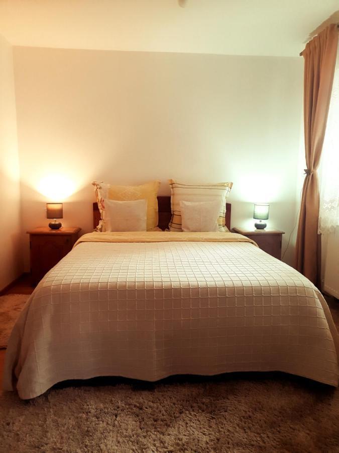 Pension Casa Aurora Vama  Habitación foto